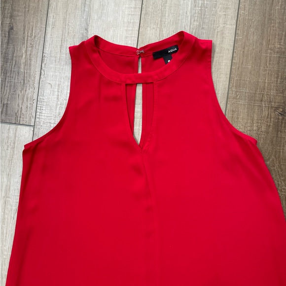 AQUA Sleeveless Red Blouse Collarless V Neck Flowy Top | Small - Picture 6 of 6